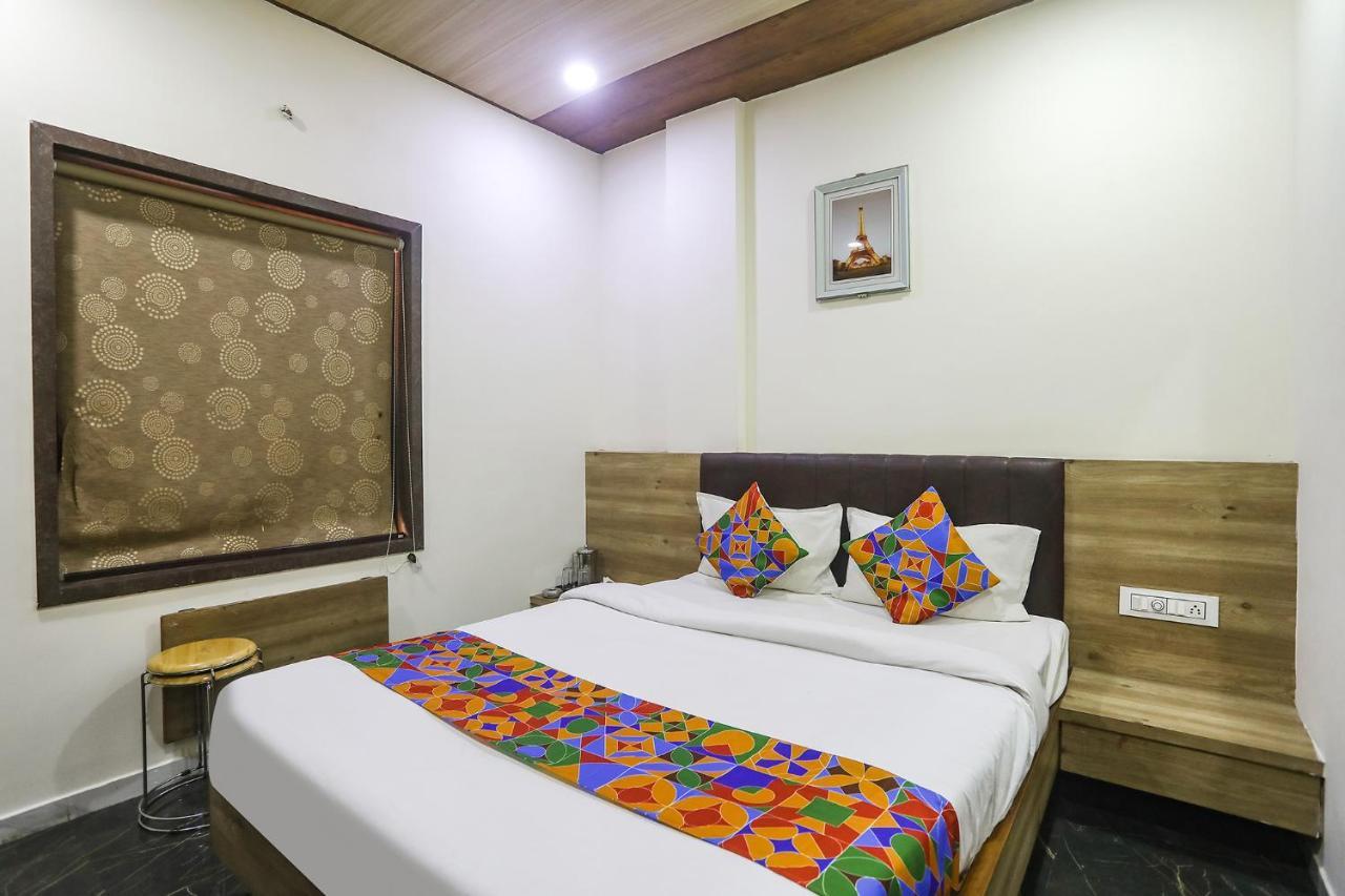 Fabhotel Vedanta Inn - Nr Sitabudli Fort 那格浦尔 外观 照片